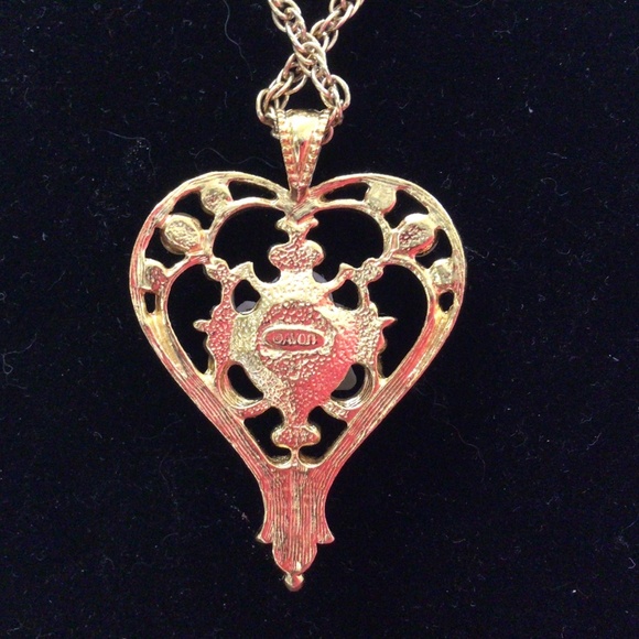 Vintage 1995 Avon ceramic rose on heart shape pendant with original chain - Picture 3 of 5
